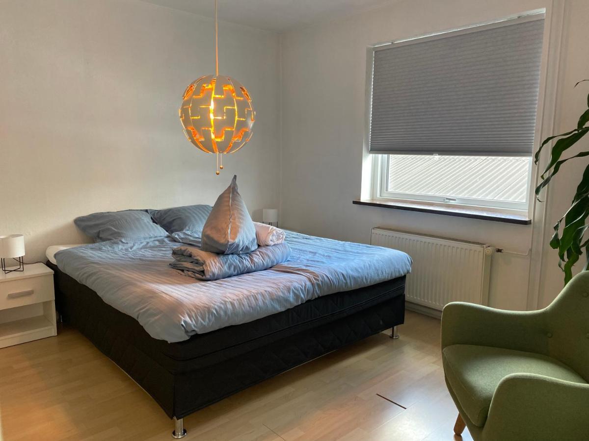 Spacious & Well Located Villa Apartement 허르레브 외부 사진