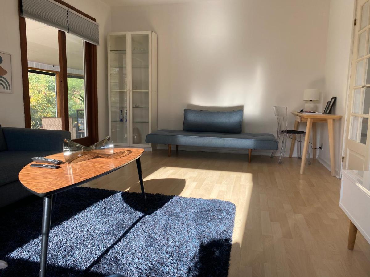 Spacious & Well Located Villa Apartement 허르레브 외부 사진